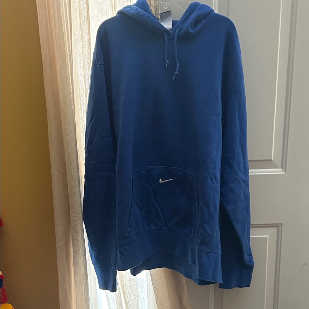 Nike Men's Royal Blue Hoodie